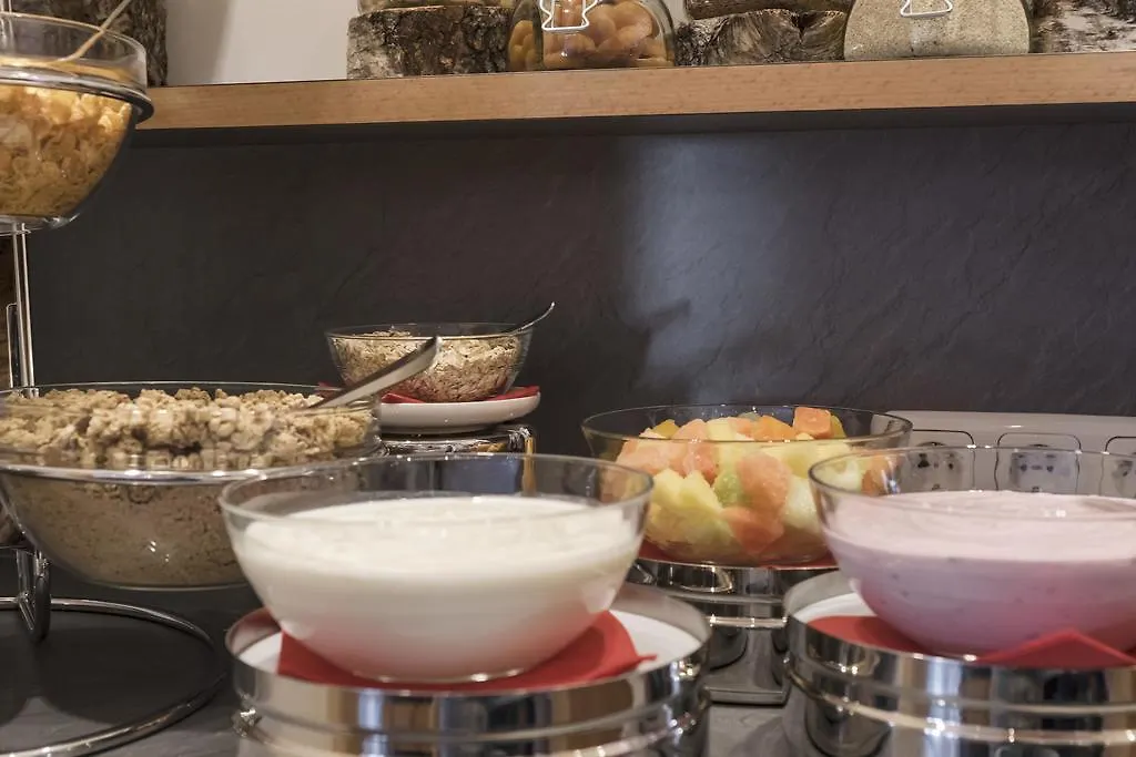 Hotel Garni Passeier Ischgl